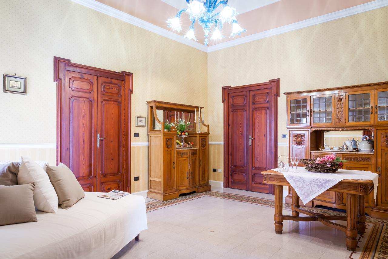 Palazzo Montalbano Bed & Breakfast Scicli Ngoại thất bức ảnh