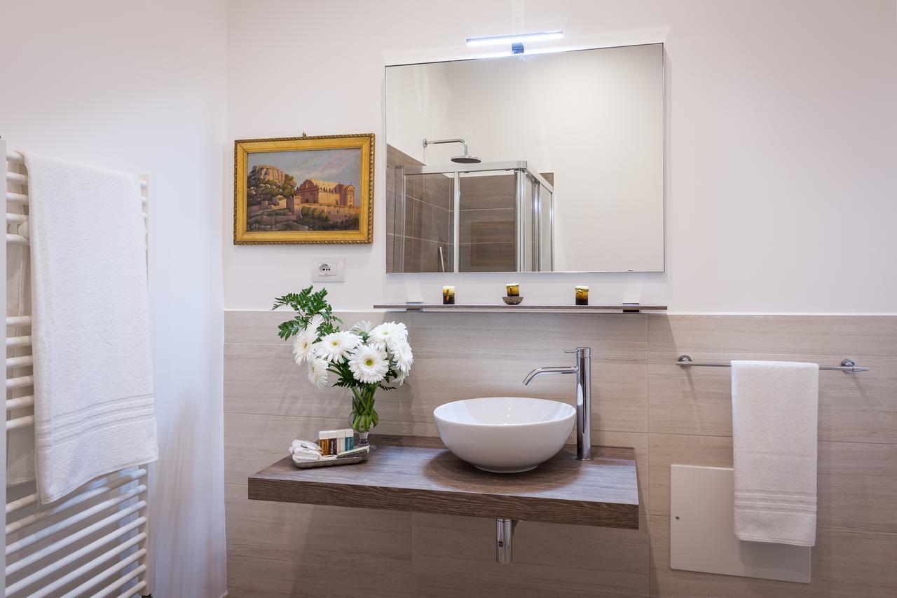 Palazzo Montalbano Bed & Breakfast Scicli Ngoại thất bức ảnh