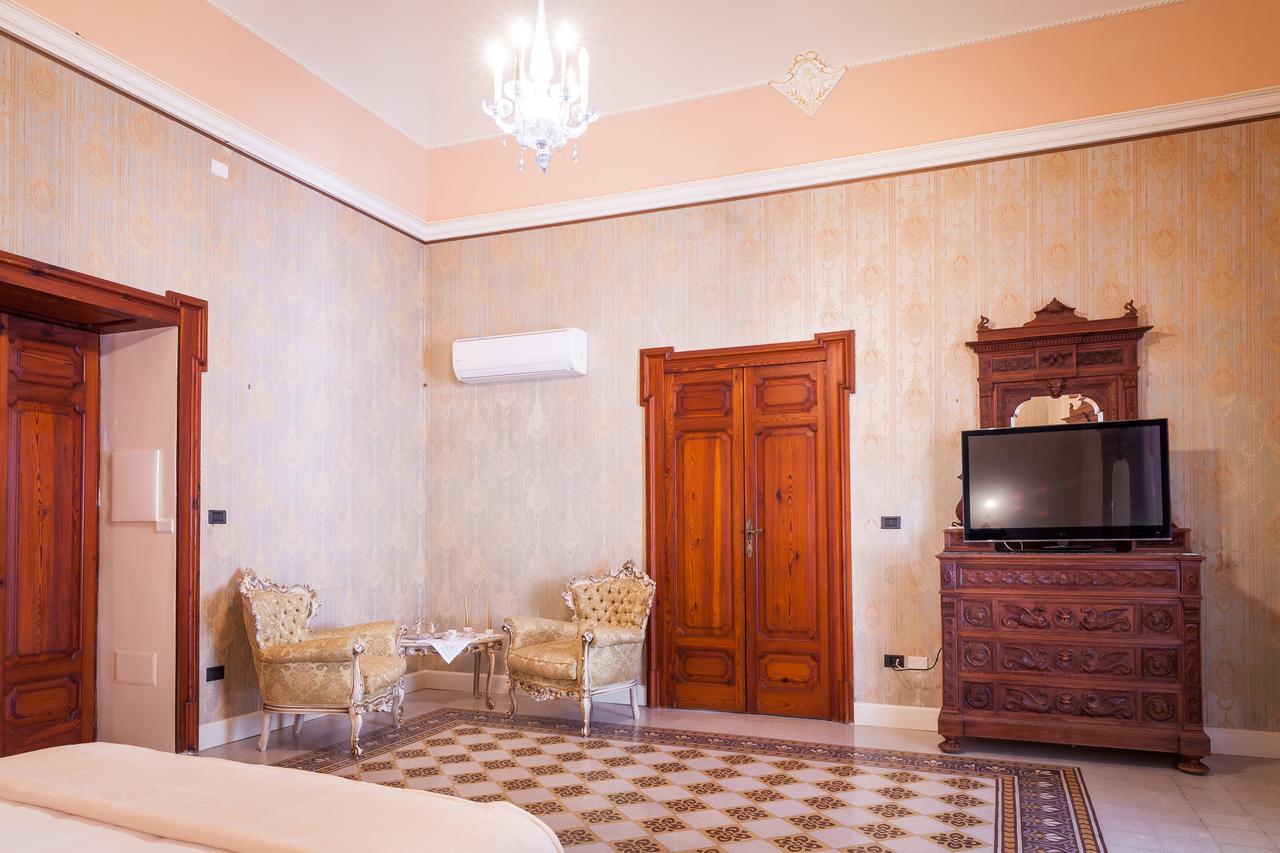Palazzo Montalbano Bed & Breakfast Scicli Ngoại thất bức ảnh