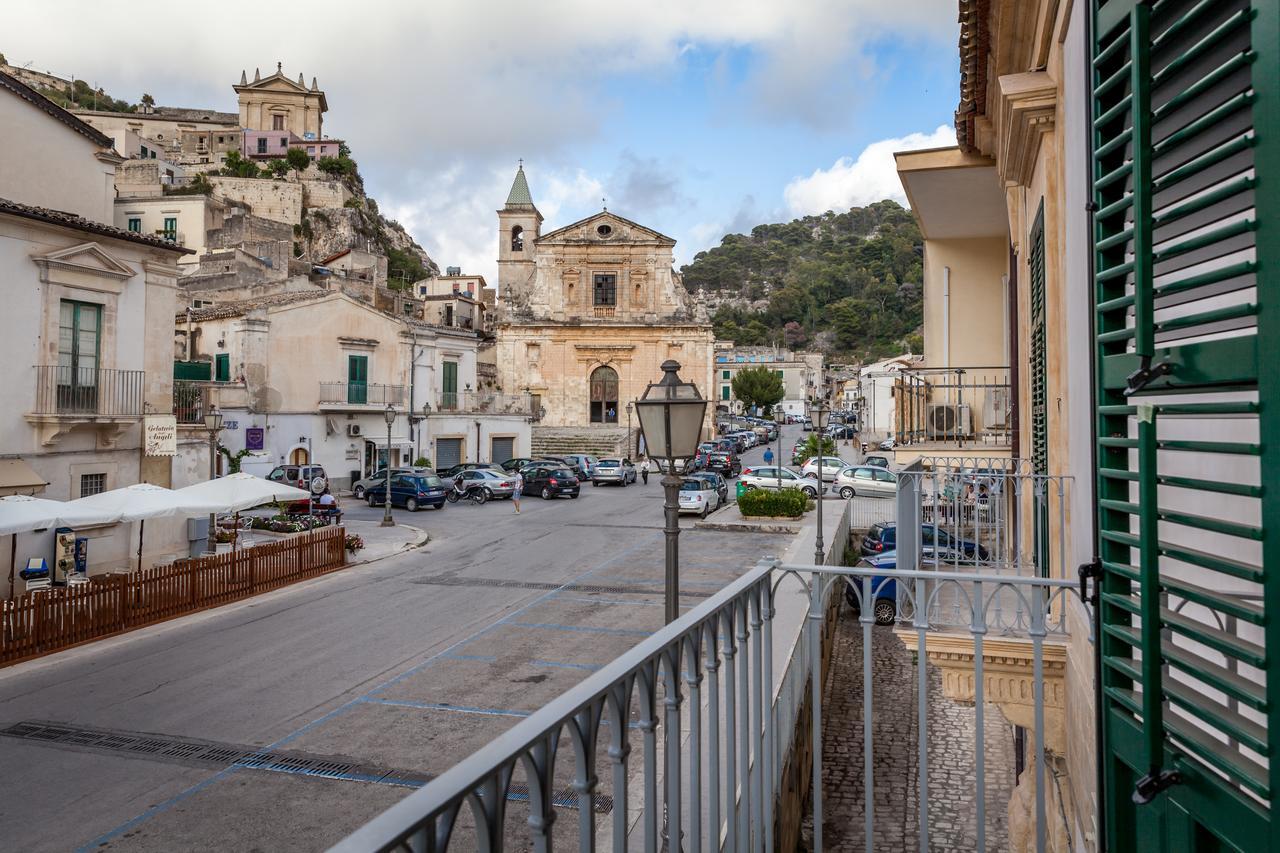 Palazzo Montalbano Bed & Breakfast Scicli Ngoại thất bức ảnh