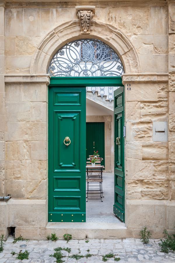 Palazzo Montalbano Bed & Breakfast Scicli Ngoại thất bức ảnh